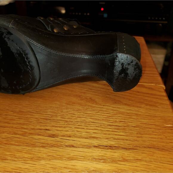 FRYE BLACK LEATHER DECOR CLOGS - Picture 8 of 11